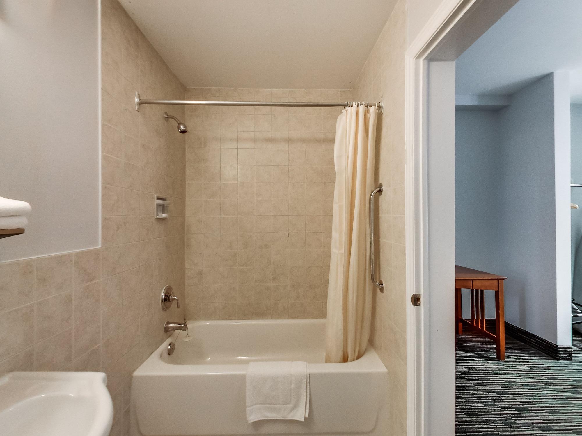 Isabella Hotel & Suites トロント エクステリア 写真