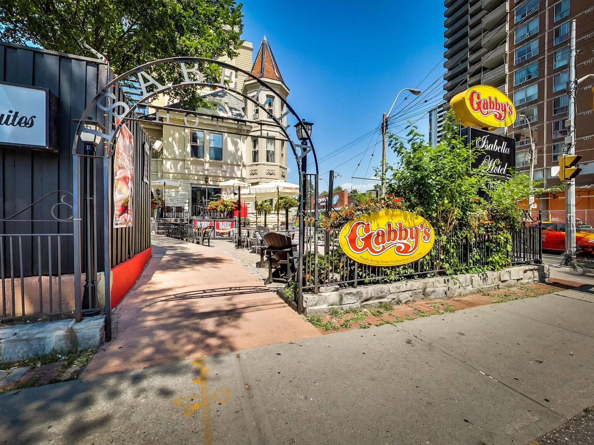 Isabella Hotel & Suites トロント エクステリア 写真