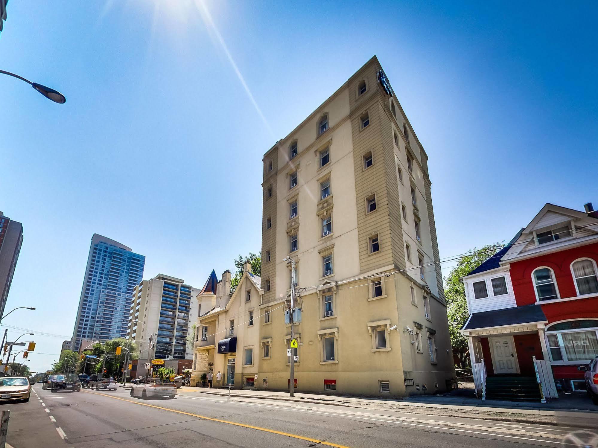 Isabella Hotel & Suites トロント エクステリア 写真
